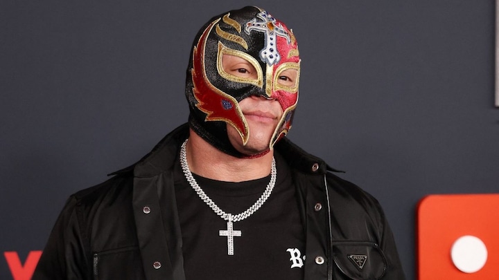 Rey Mysterio Returns on RAW, Joins IC Title Ladder Match at WrestleMania 42