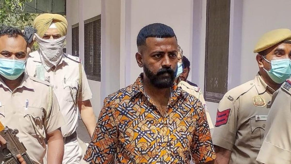 Sukesh Chandrasekhar Gets Bail In AIADMK ‘Two-Leaves’ Symbol Money Laundering Case