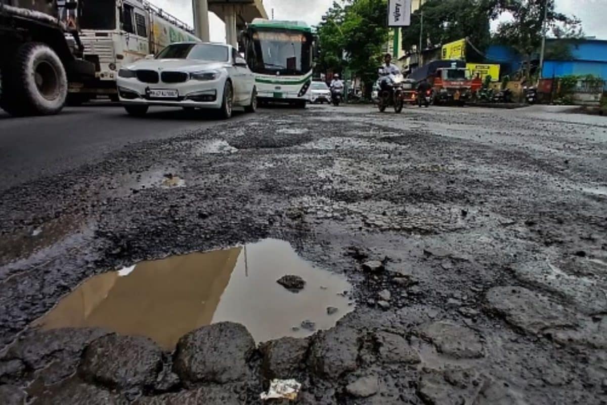 Bengaluru To Deploy Pothole Machines As Civic Body Fast-Tracks Road Repairs