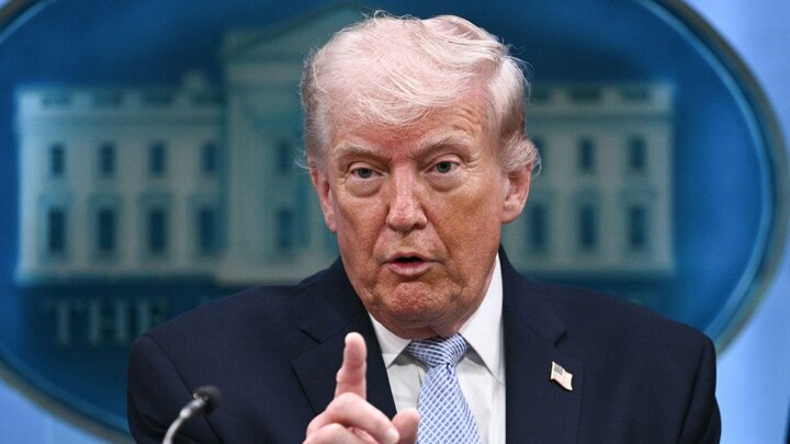 All Signs Of Dementia: Medical Analyst Highlights President Donald Trump’s Worsening Cognitive Function After Iran Rant