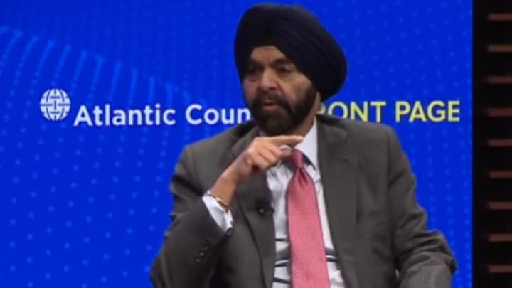 Pro‑Palestinian Activist Confronts World Bank President Ajay Banga Over Gaza Involvement