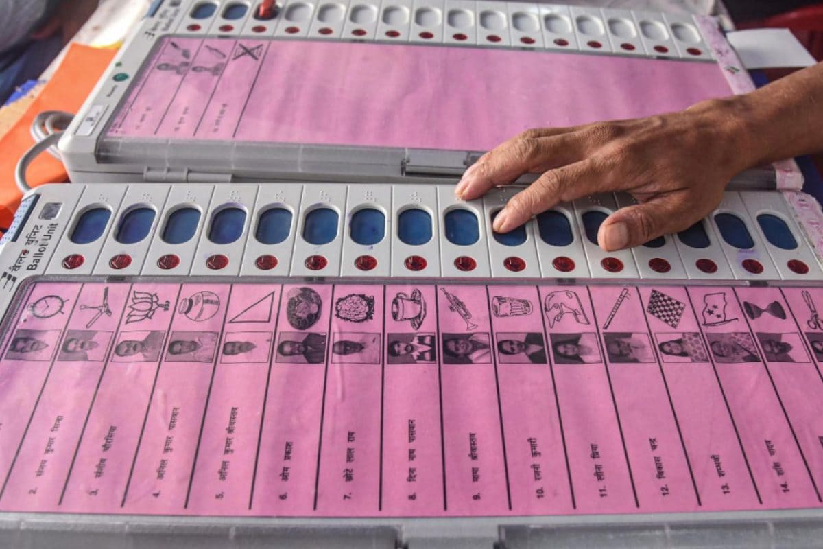 From 'Shatru Samharam' Ritual To Lucky Color: Tamil Nadu Politicians Chase Poll Luck