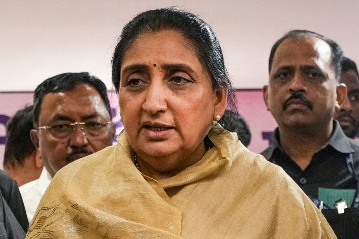 22 Independents In Baramati Bypoll: Congress Withdraws, But Is It A Walkover For Sunetra Pawar?