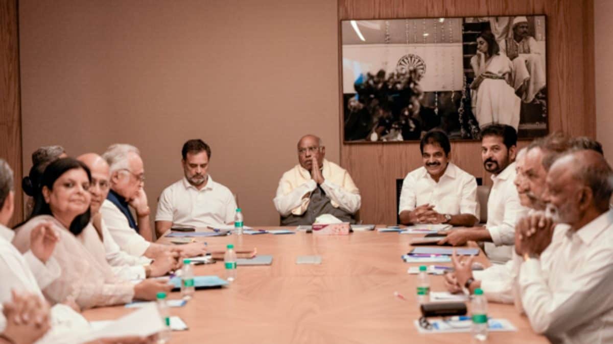 'Grave Consequences': Mallikarjun Kharge Warns Centre's Women Quota Move Violates Poll Code