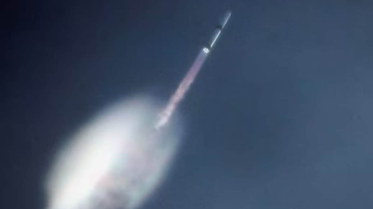 Blue Origin Achieves First Landing Of Reused Rocket Booster As New Glenn Touches Down