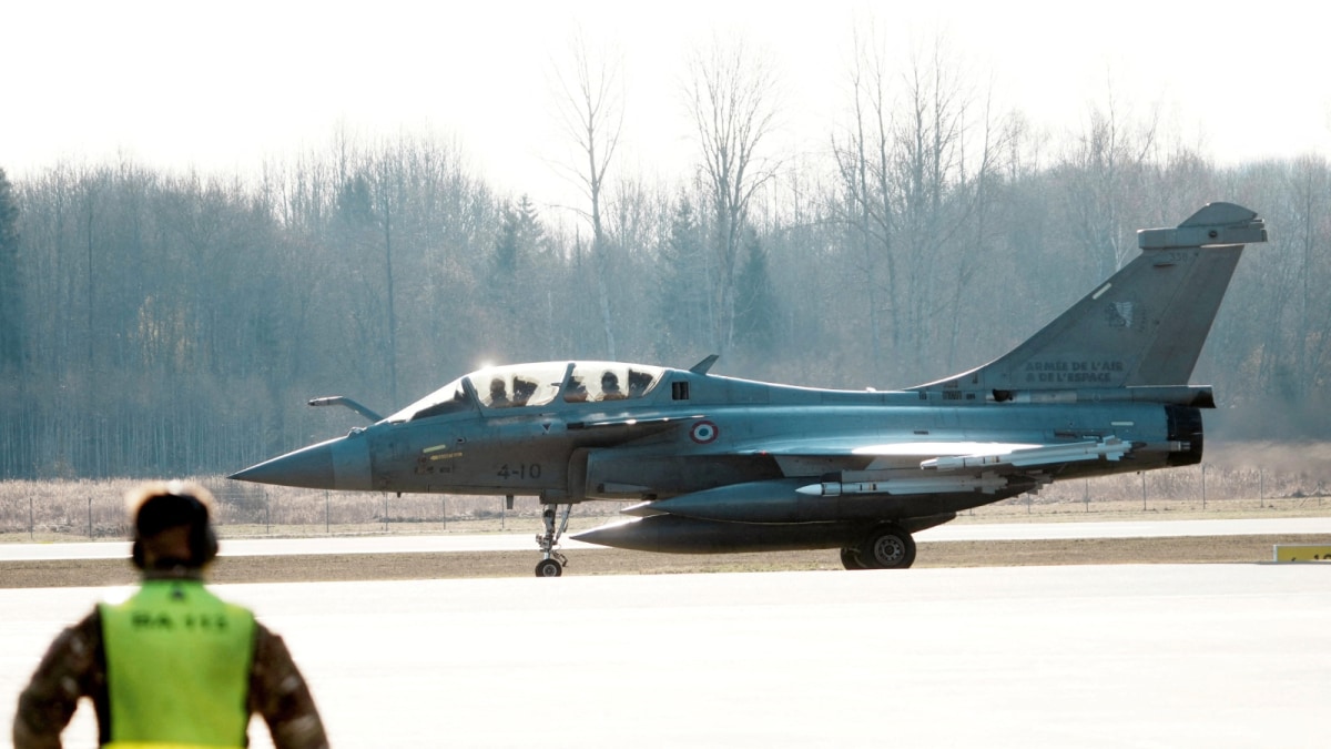 Russia Warns European Nations Hosting French Nuclear Bombers Could Become Targets