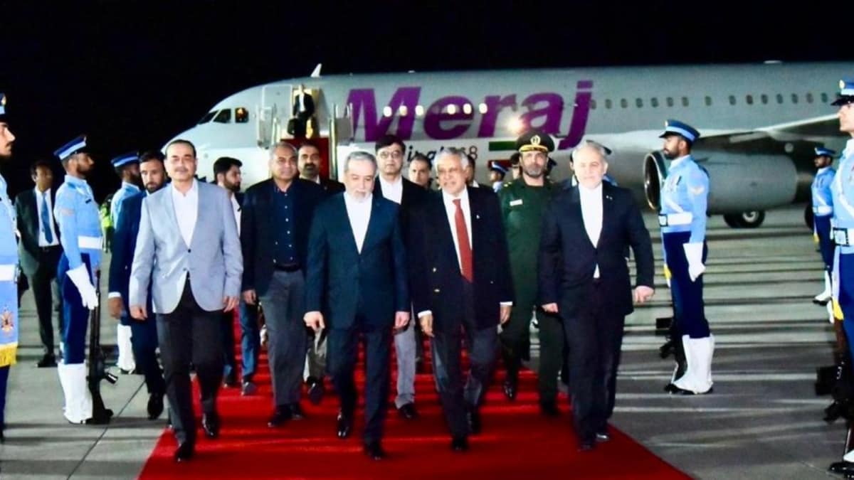 Iran Foreign Minister Arrives In Pakistan As US-Iran Talks Gain Momentum