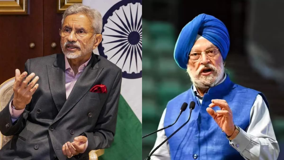 Energy Diplomacy Takes Center Stage as Indian Ministers Tour Qatar and UAE Amid Regional Turmoil