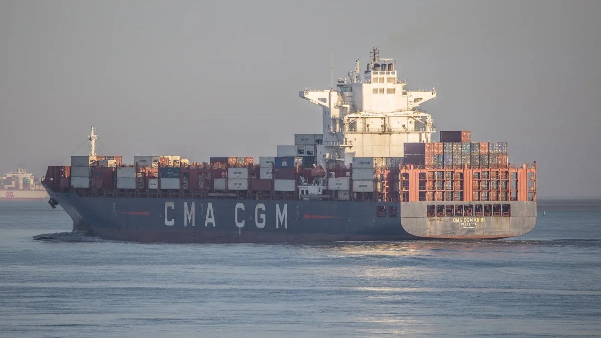 French Firm’s Ship Exits Hormuz In First European Crossing Since Iran Curbs