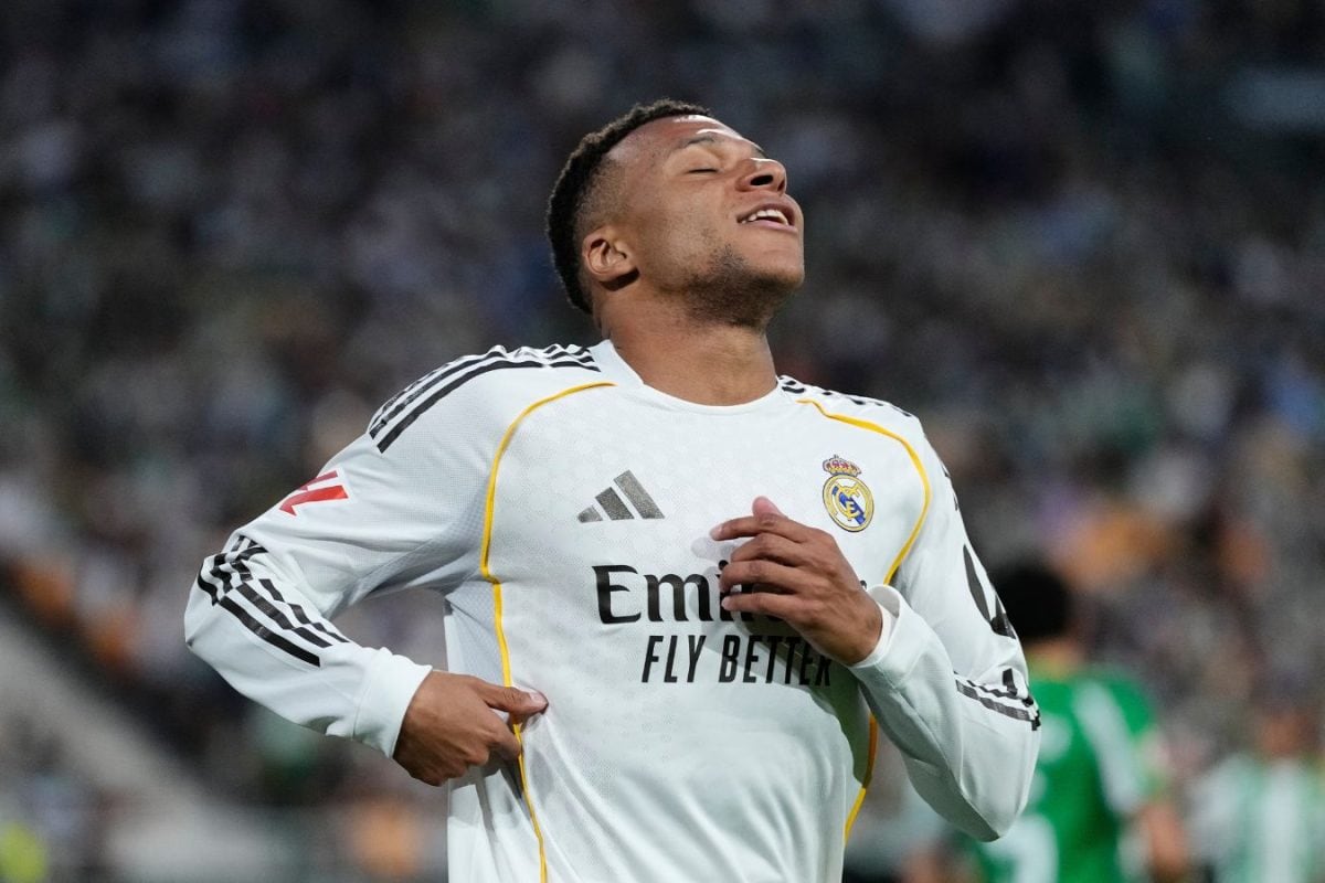 Kylian Mbappe Doubtful For El Clasico After Suffering Thigh Injury