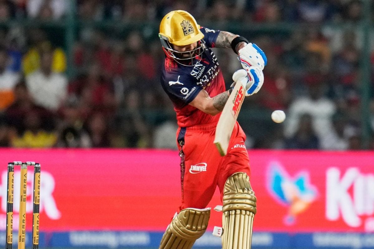 Virat Kohli's Touching Gesture For Sarfaraz Khan Wins Hearts, Video Goes Viral