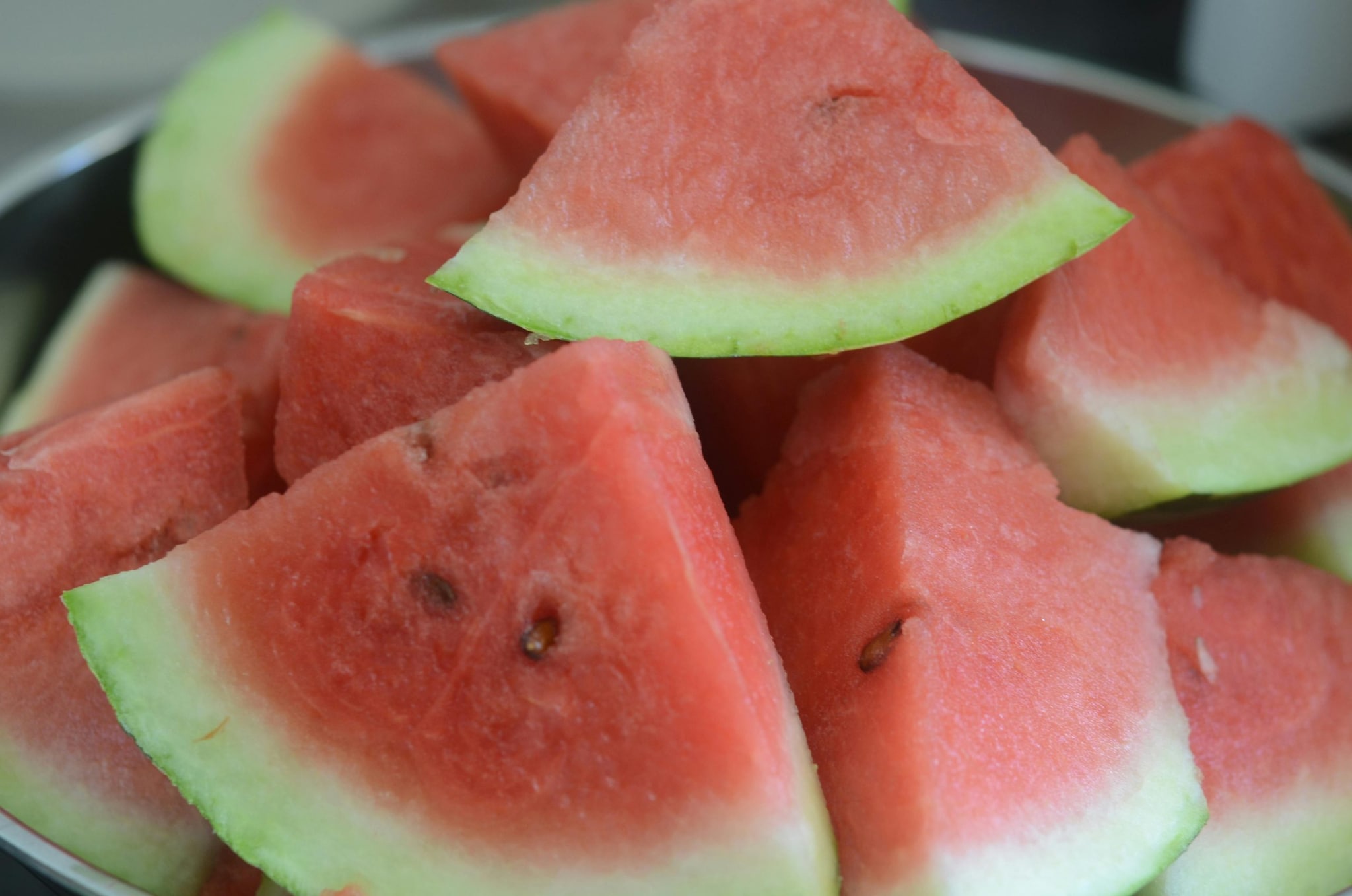 Now, take a blender and add the frozen watermelon pieces. Then, add the condensed milk and salt. (Image: Pexels)