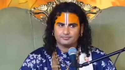 Spiritual preacher Aniruddhacharya (Credits: Instagram)