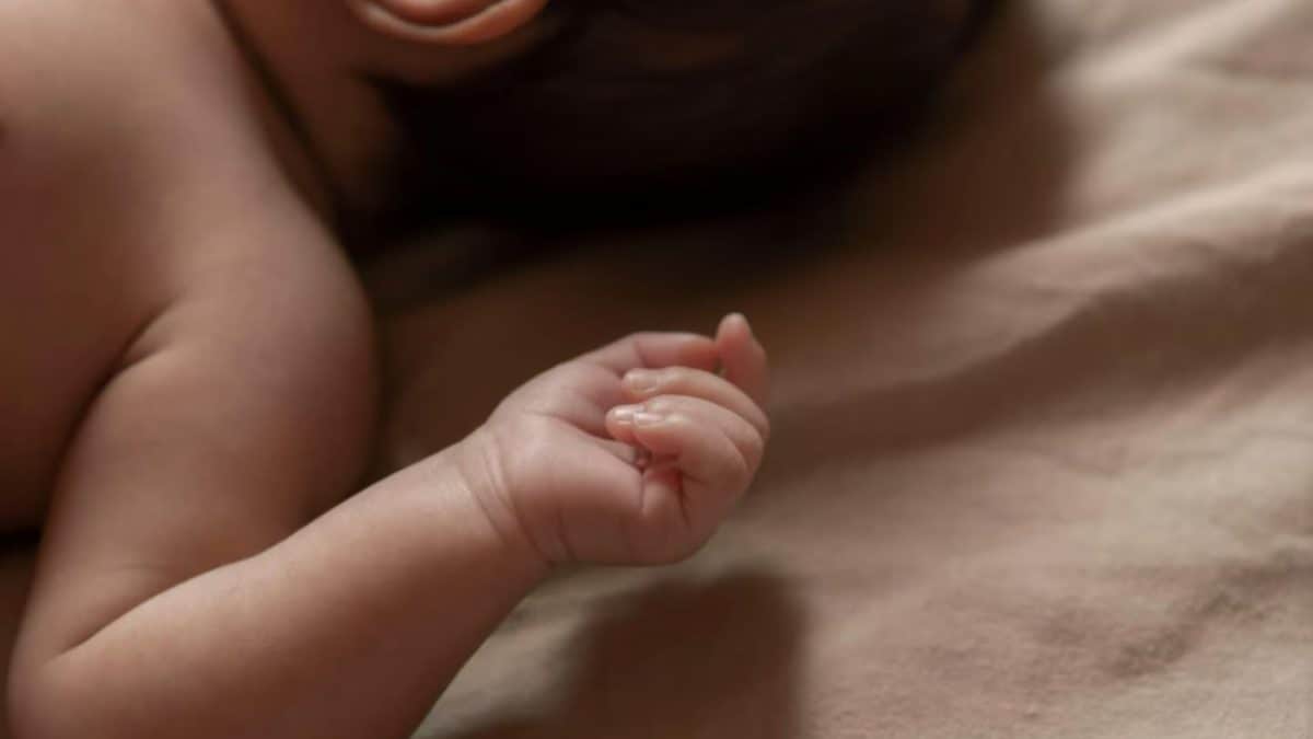 ‘Forced Delivery’ Leaves Baby’s Body Detached In UP, Head Left In Womb