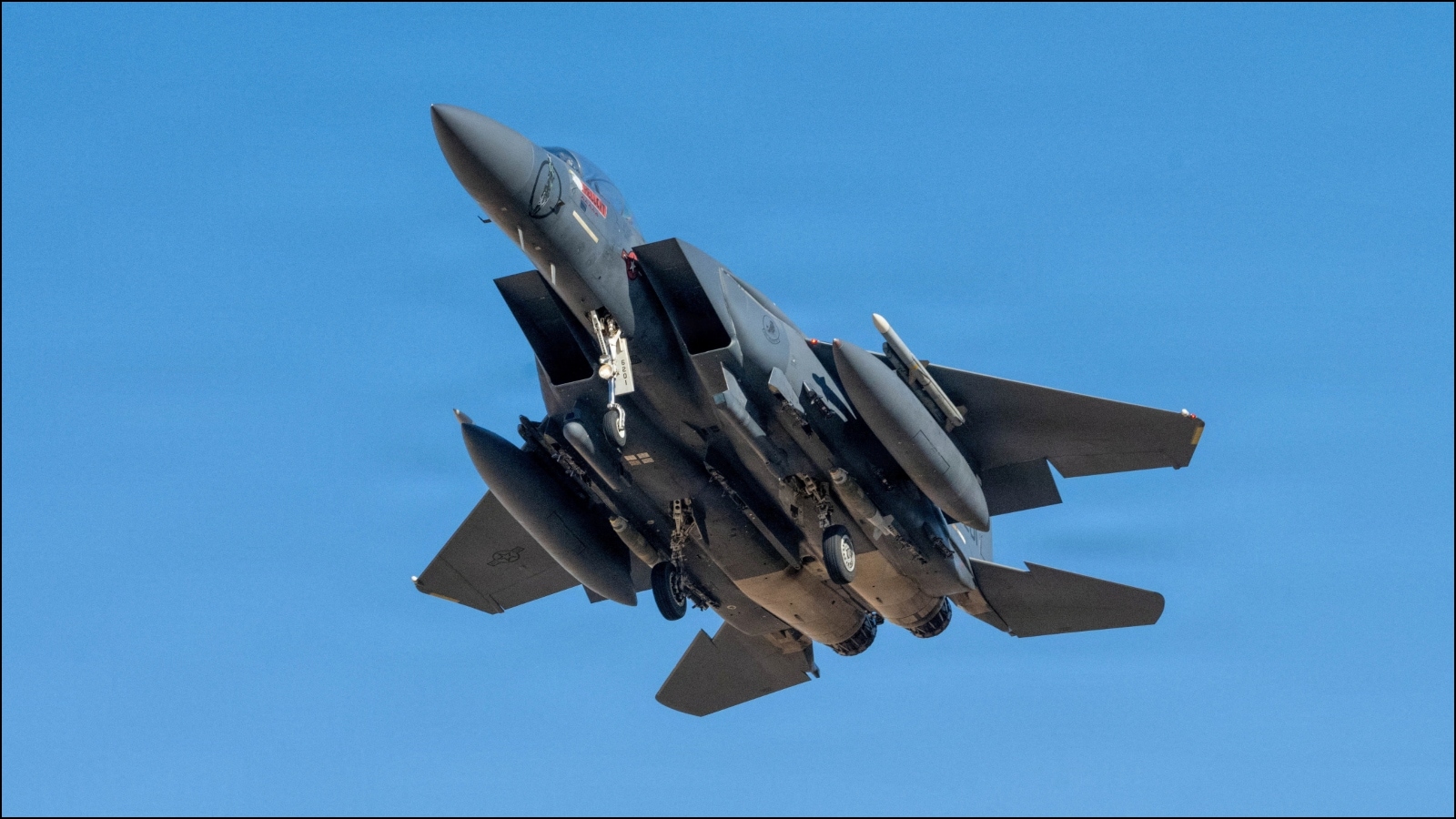 How's The Search For Second US Pilot Going? Ex-Commander Flags 'Massively  Dangerous' Rescue Op | World News - News18