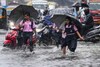 Hyderabad Weather Update: Given the dual impact of high temperatures and incoming thunderstorms, residents have been advised to remain cautious and plan their travel accordingly.