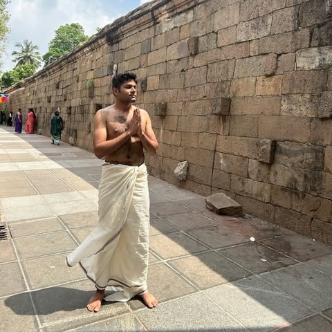 As AcadBoost gained traction, Kalpit made a bold move; he chose to focus on entrepreneurship over internships and traditional placements. His early online courses began generating strong revenue, even surpassing top placement offers from IIT Bombay. Eventually, he made the unconventional decision to leave college a semester early to scale his startup full-time. AcadBoost grew into a recognised platform, and Kalpit’s influence expanded beyond education content. By 2021, he was named among LinkedIn’s “Top Voices” and was invited to speak at TEDx, where he shared his journey from exam topper to entrepreneur.