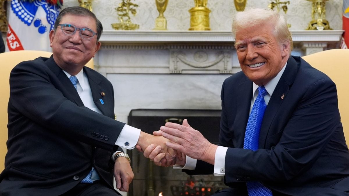 'If You Tell Him He's Wrong, He Gets Angry': Former Japan PM On Dealing With Trump