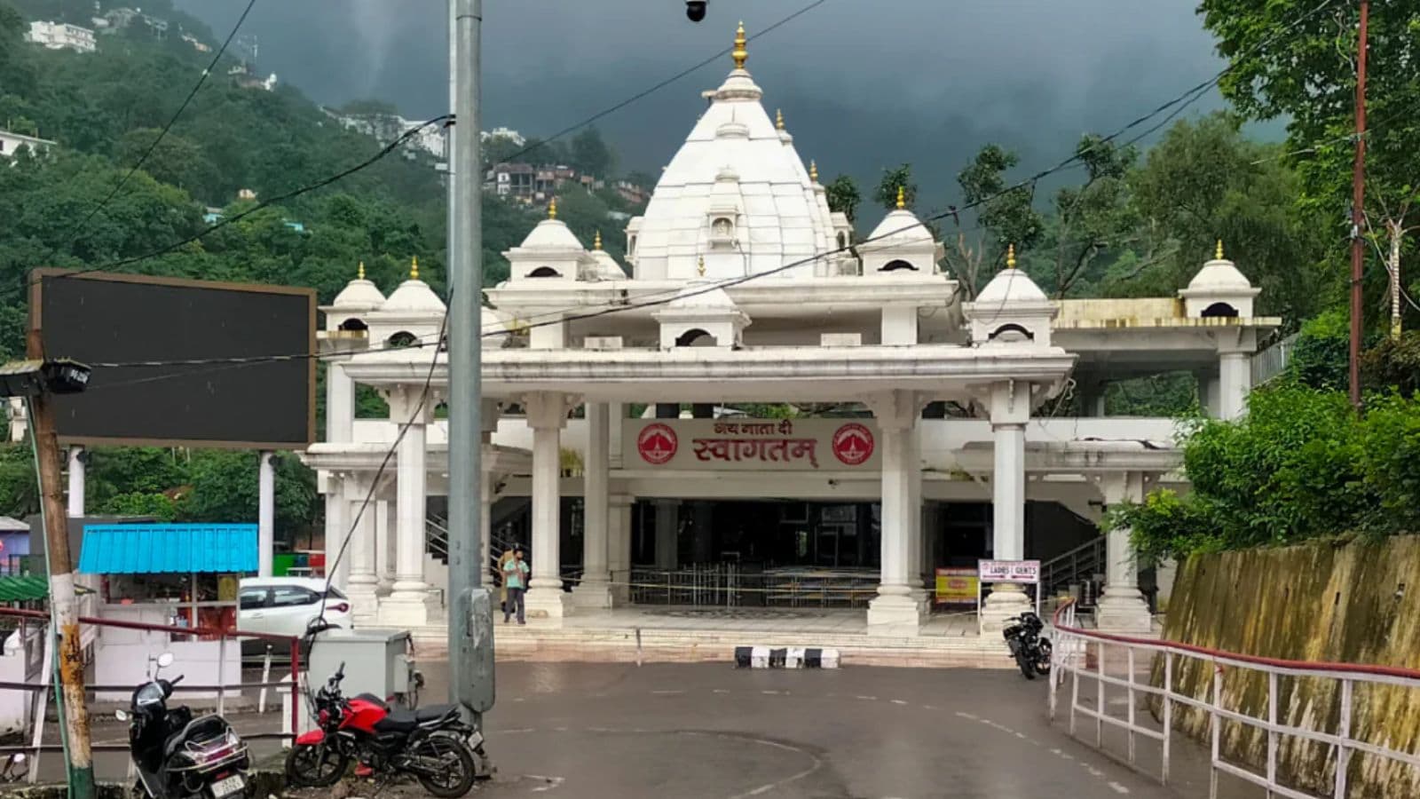 Not Silver, Chattars, Coins Offered To Vaishno Devi Made Of Cheap Metals? How Devotees Can Stay Away From Fakes