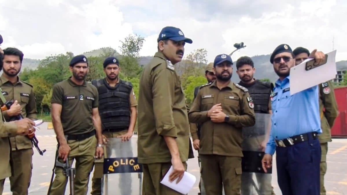 Blue Book, Yellow Book – kaunse security kaunse desh ke liye? Pakistan‑India ki VVIP suraksha ki baat