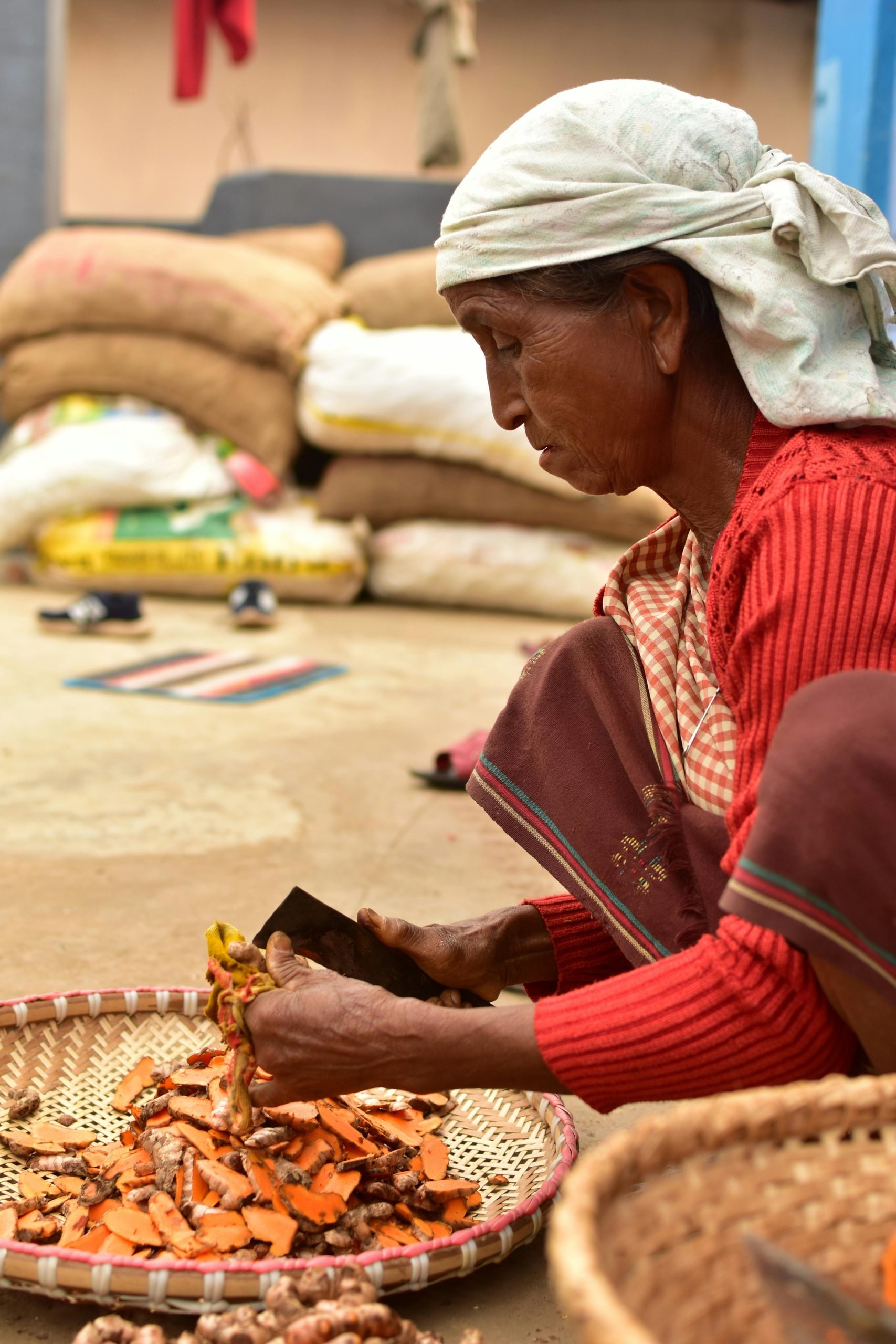  The Erode District website mentions: “Erode district is also known for Turmeric for its extensive cultivation and Market. Erode Turmeric Market is second best in India next to Nizambad.” 