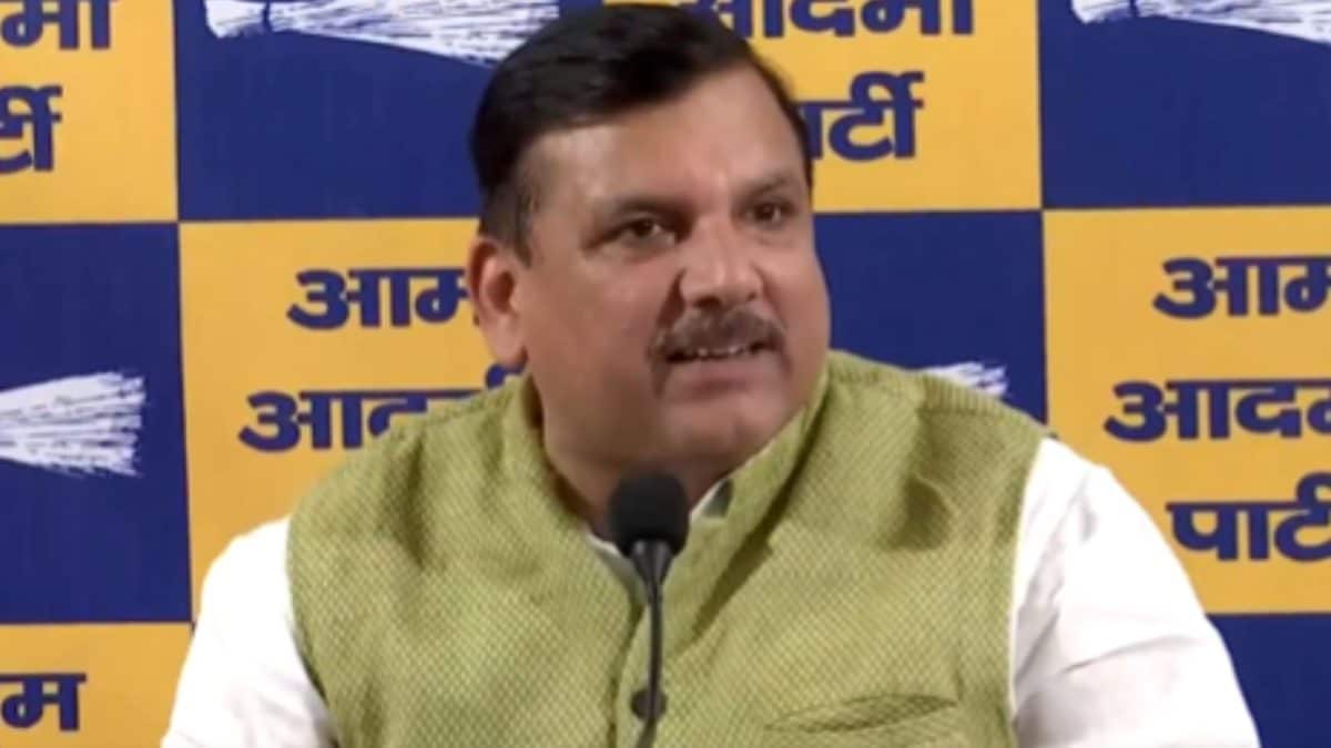 'Punjab Will Never Forgive Them': AAP Attacks Raghav Chadha, Other MPs Announce BJP Merger