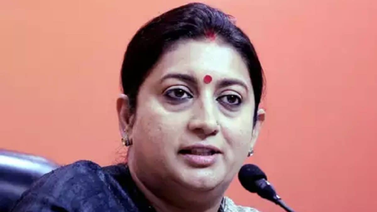 'Women Denied Historic Opportunity': Smriti Irani Hits Out At INDI Bloc Over Nari Shakti Bill
