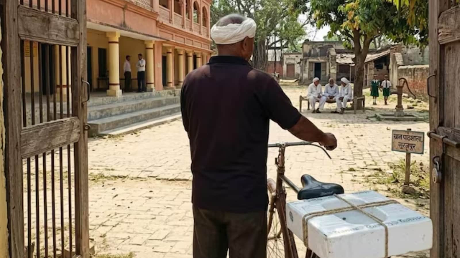 After Dung Tax, Pakistan's Punjab Government Imposes 'Toilet Tax'