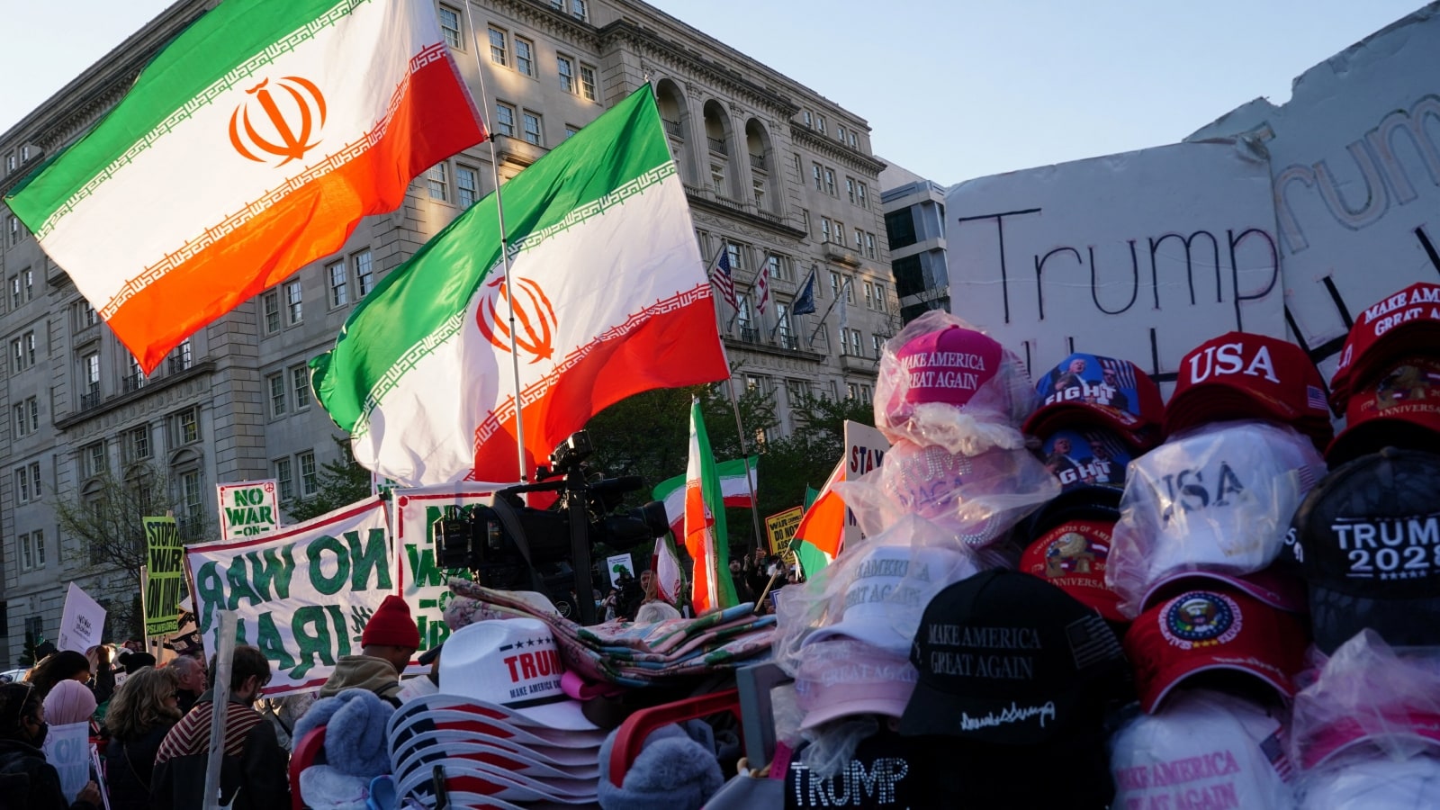 Iran Reviews New US Proposal, Says It Will Respond Via Pakistan Soon