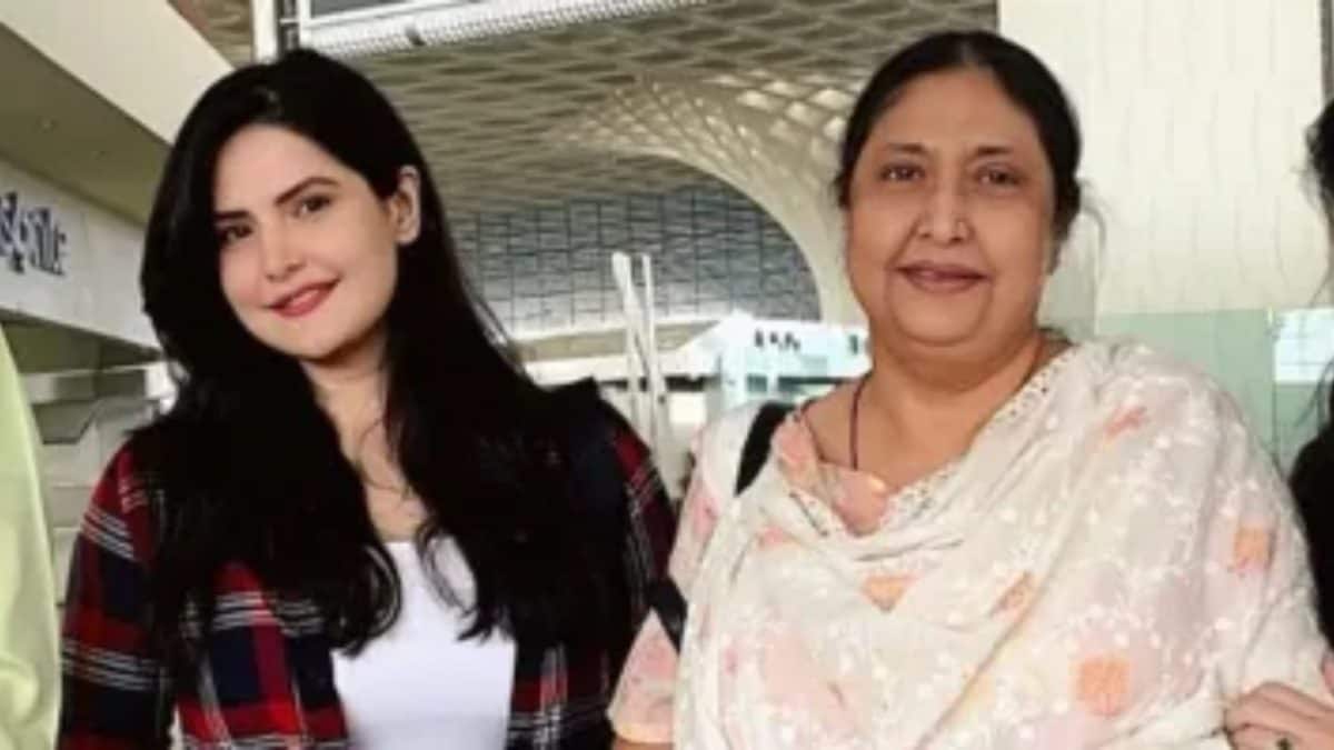 Film Star Zareen Khan Mourns Mother Parveen Khan as Tribute Services Commence in Versova