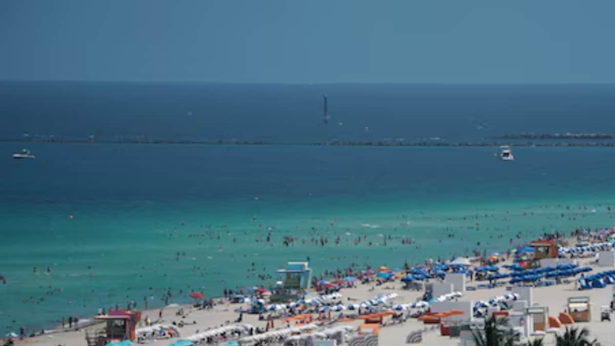 11 Injured After Boat Explosion Near Miami's Haulover Sandbar; Gas Leak Suspected