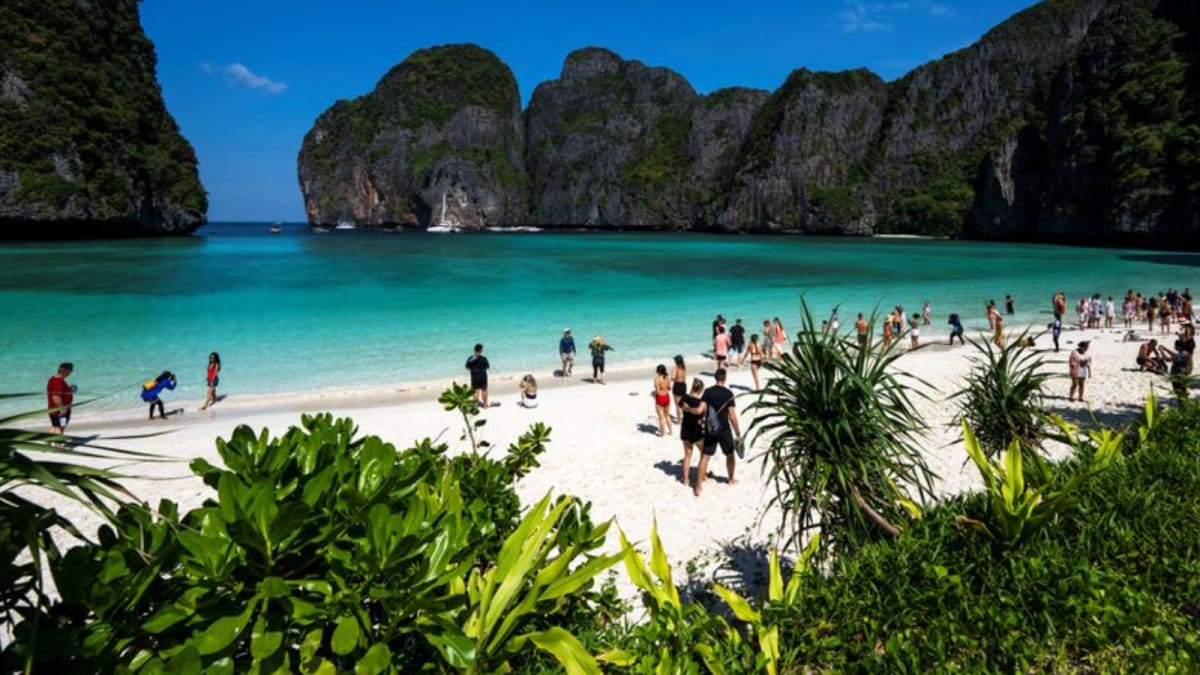 Four Indian Tourists 'Mysteriously' Faint At Thailand Cafe, One Dies Later