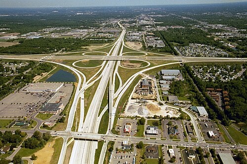 6. To qualify as an expressway, a road must have controlled access, multiple lanes, and no traffic signals or intersections. The Durg Bypass Expressway meets all these criteria, which is why it holds its place despite being the shortest in the country.