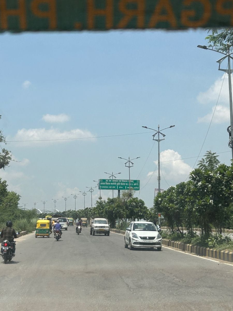 7. Purvanchal Expressway: This expressway, connecting Lucknow to Ghazipur, has significantly improved access in eastern Uttar Pradesh. Travel time has been reduced from approximately 6 to 7 hours to almost 3.5 to 4 hours, offering a faster and smoother journey.