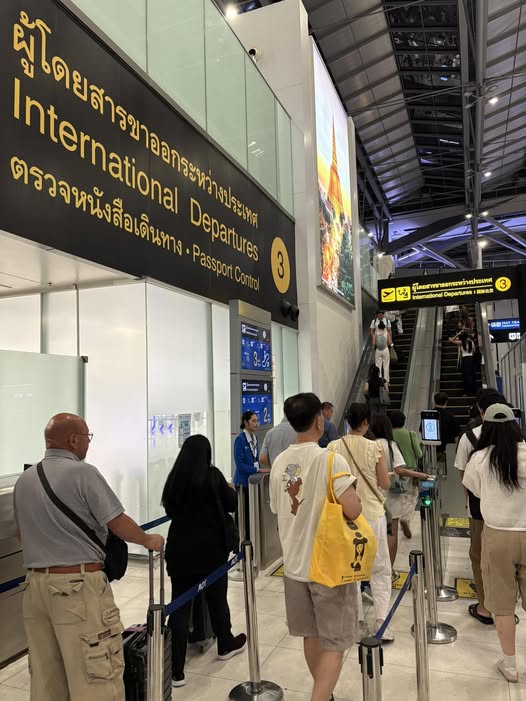 The Internet Thinks This Is The ‘World’s Saddest Escalator’, Find Out Why