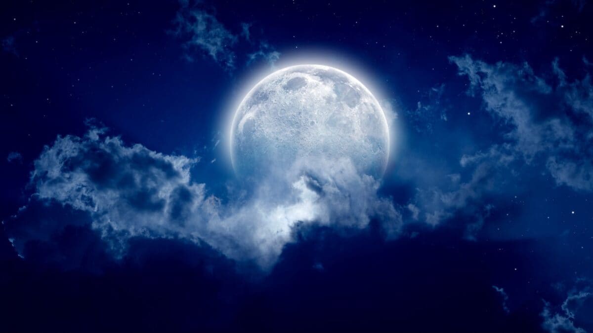 Rare Blue Moon To Light Up The Sky Tonight: Check The Best Time To ...