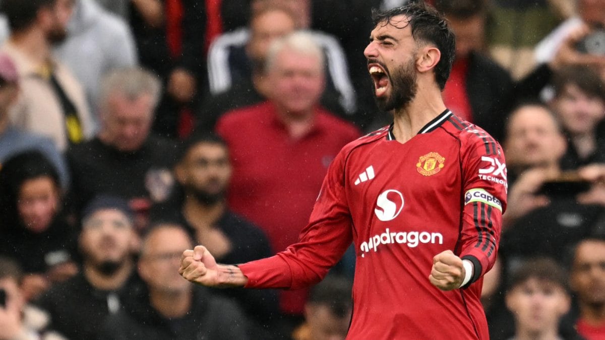 Bruno Fernandes one assist from Premier League record, credits deeper role for creative surge — image 1