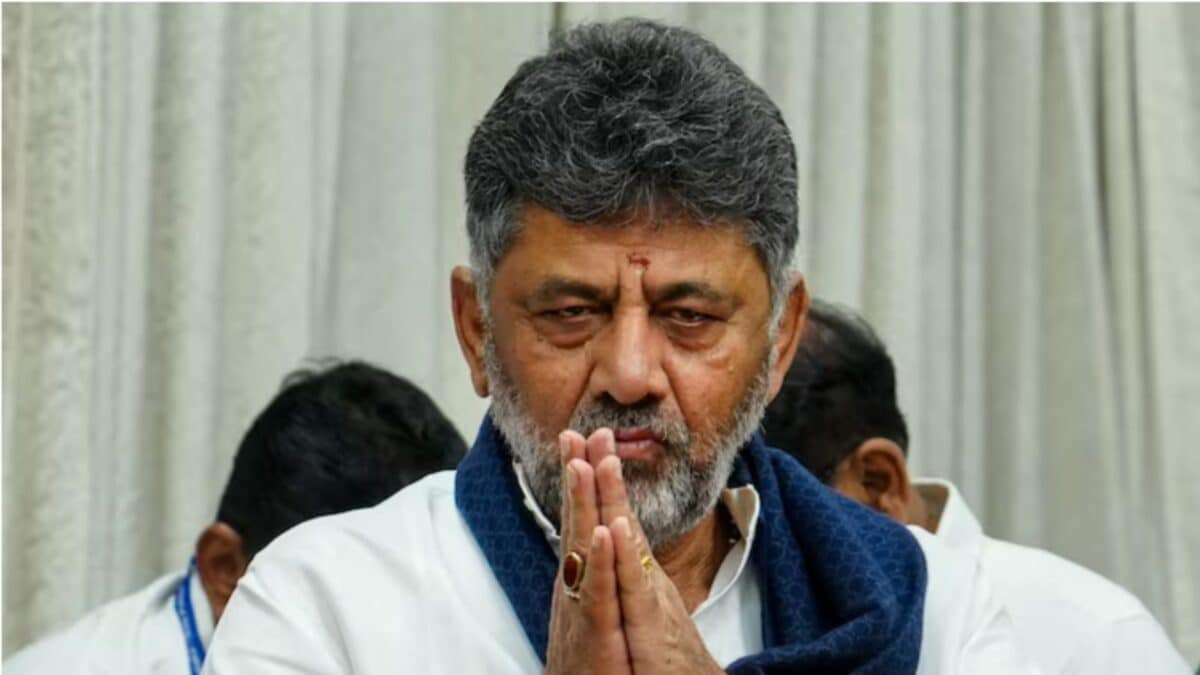 June 3, 5:15 PM At Lok Bhavan: What DK Shivakumar’s Astrologer Suggested For Oath Ceremony