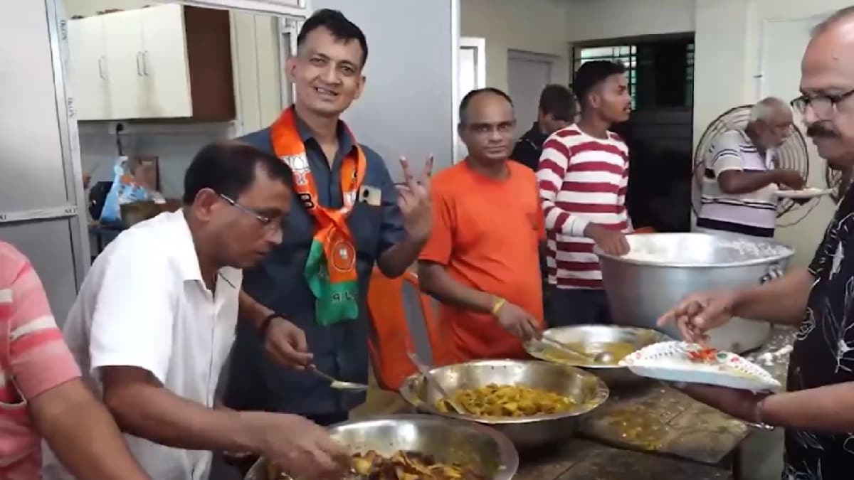 'Maache-Bhate Bangali': BJP-Led Bengal Govt To Serve Fish-Rice Meals For Rs 5 At State Canteens | Exclusive