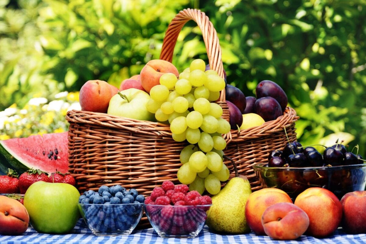 7 Fruits You Should Never Refrigerate, Most People Make This Mistake