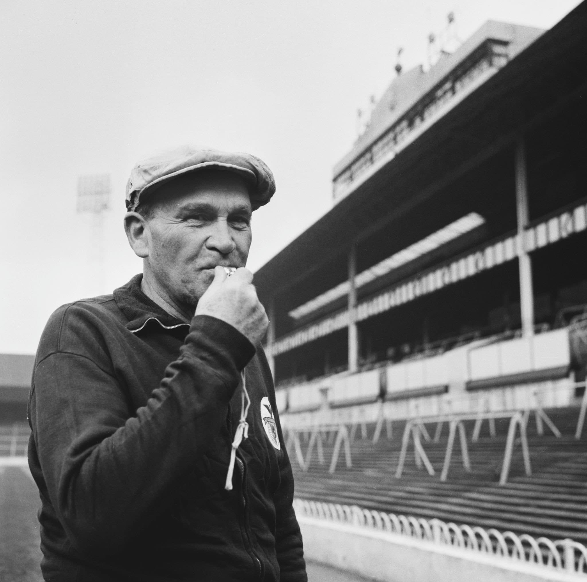 Bela Guttmann. (x) 