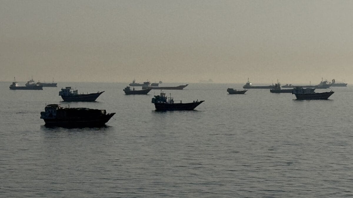Strait Of Hormuz ‘Lights Up’ As Ships Suddenly Surge Through Iran-Controlled Lanes
