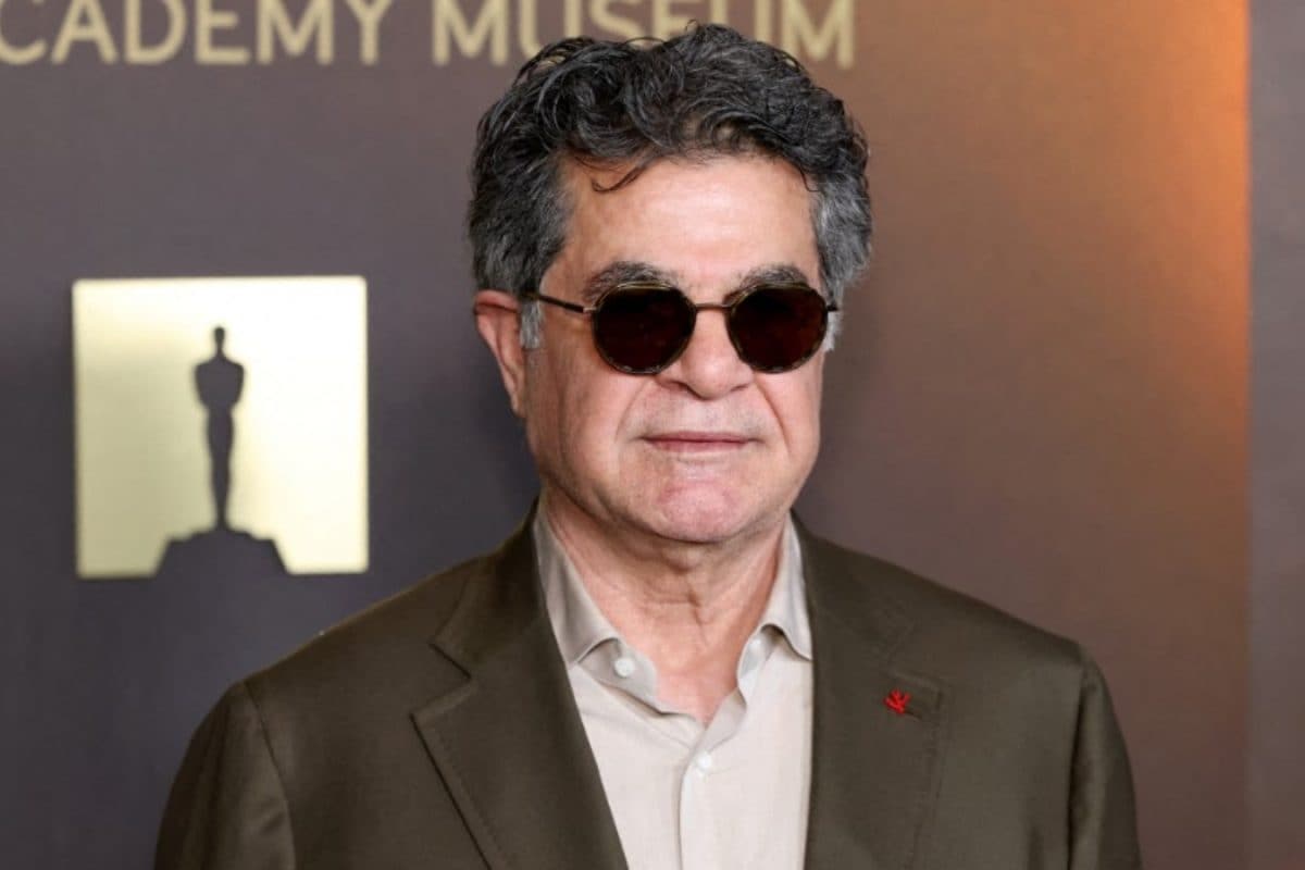 Oscar-Nominated Iranian Filmmaker Jafar Panahi To Face Trial On ‘Propaganda’ Charges
