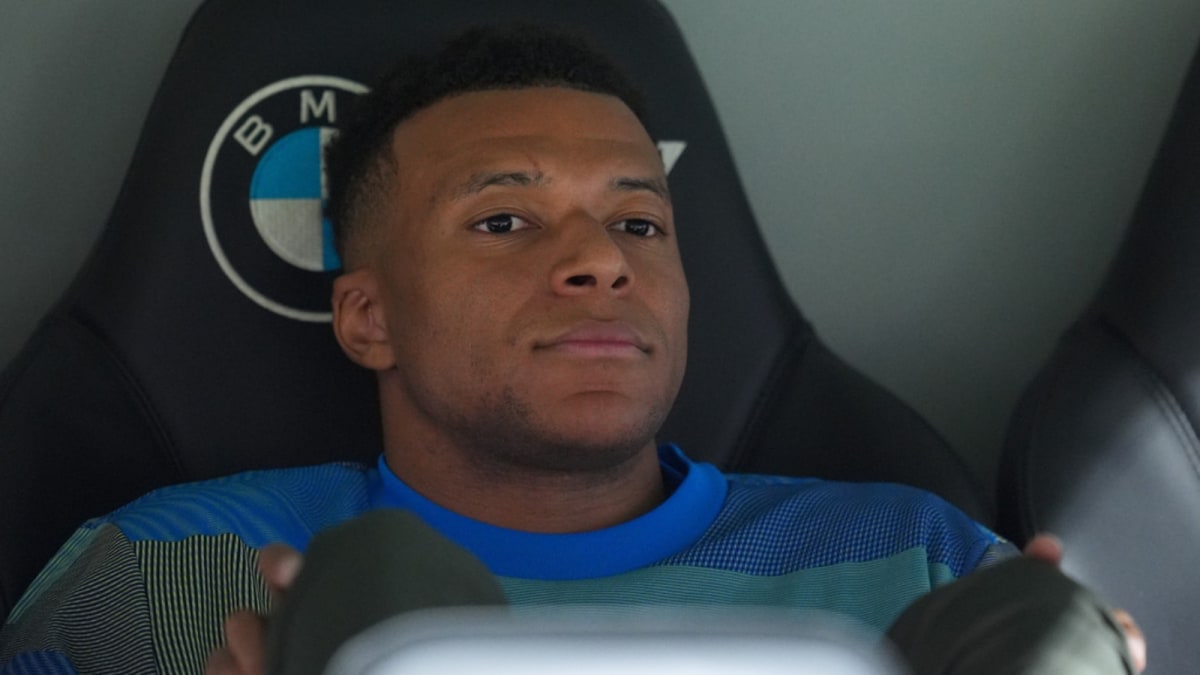 Kylian Mbappe Booed On Return As Sub! Reveals Real Madrid Coach Thinks He Is 'Fourth Forward'