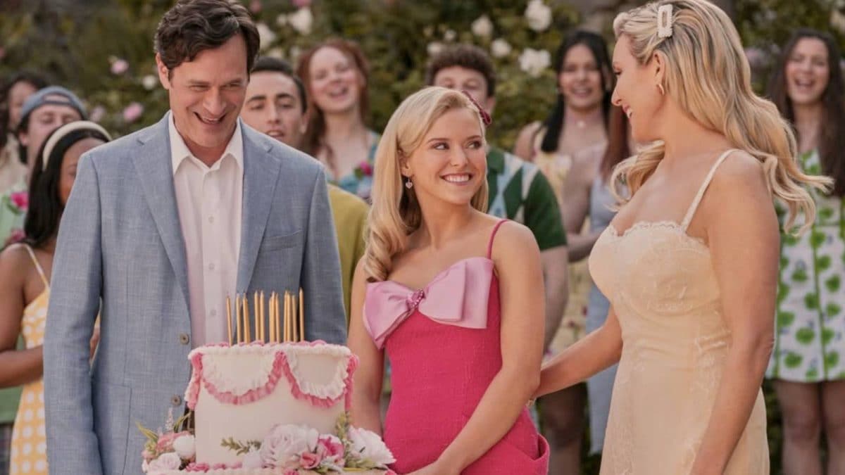Mesmerizing ‘elle’ Trailer: Elle Woods Goes From L.a. It Girl To Seattle Outcast In ‘legally Blonde’ Prequel Series View for Mobile Mesmerizing ‘elle’ Trailer: Elle Woods Goes From L.a. It Girl To Seattle Outcast In ‘legally Blonde’ Prequel Series View for Mobile