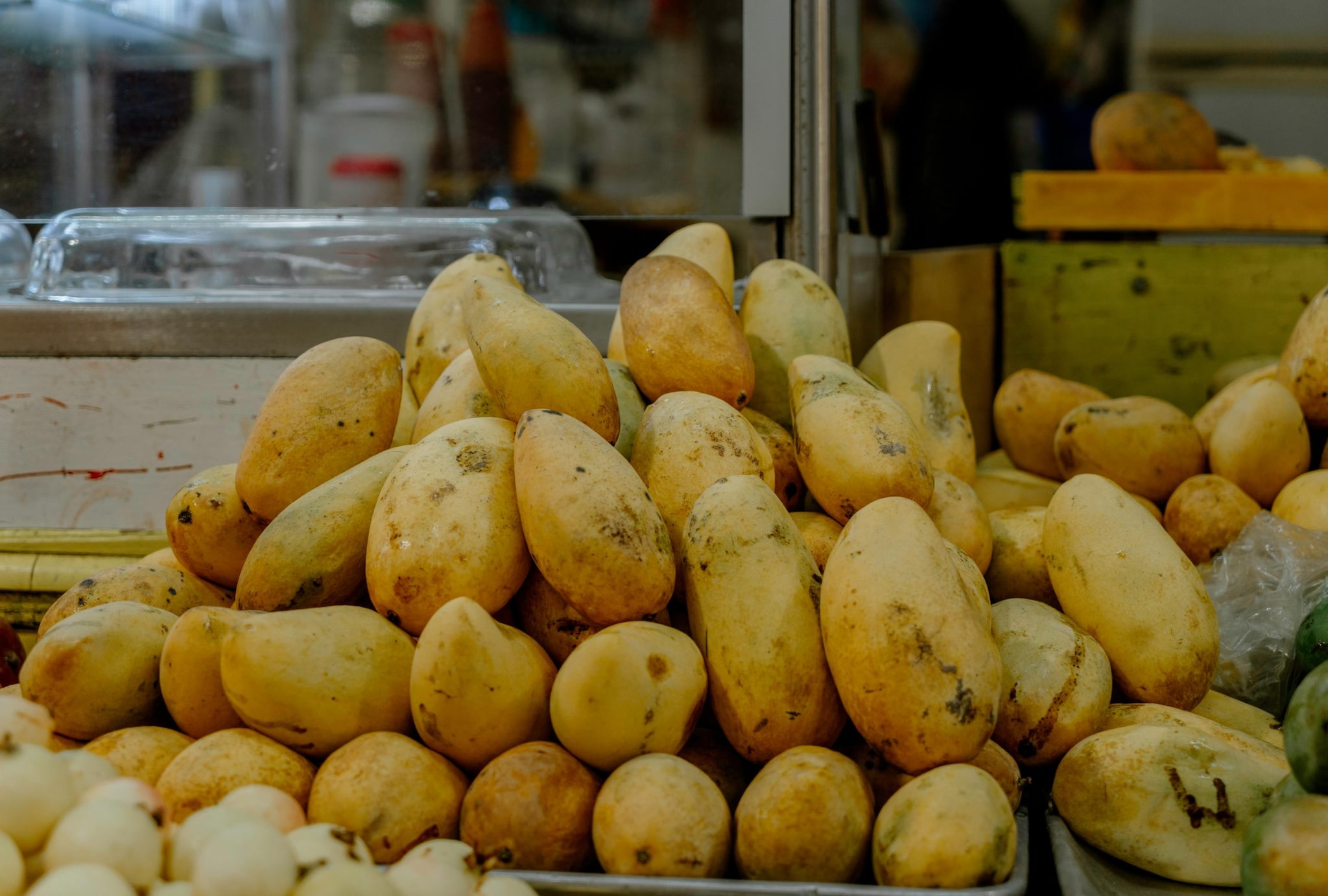 2.According to reports, Malda’s fertile soil and ideal climate have supported mango cultivation for centuries, helping the town develop a deep cultural and economic connection with the fruit. (Image: Pexels)
