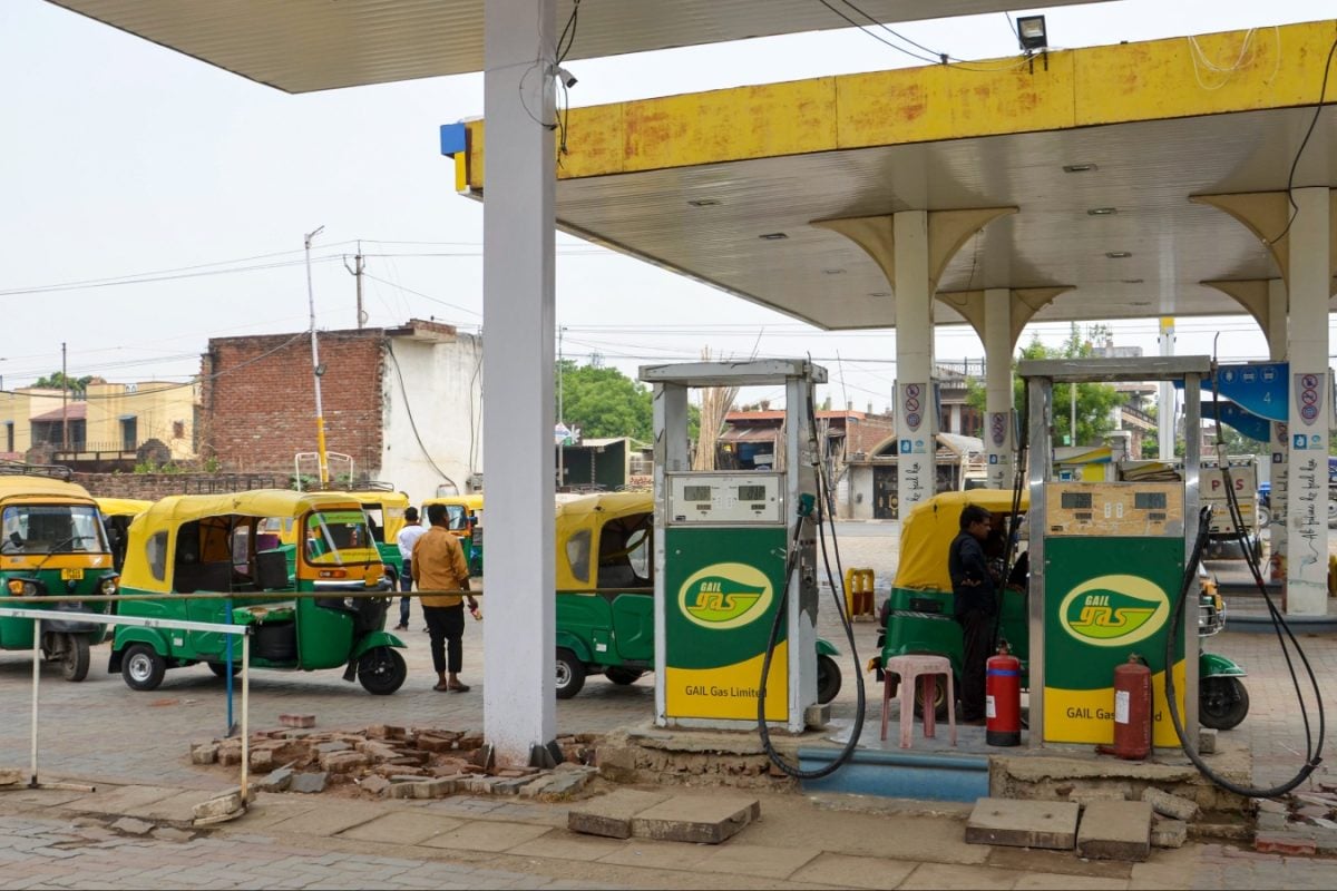 CNG Prices Hiked Again in Delhi NCR, Rates Up By Re 1 In Second Increase In Two Days