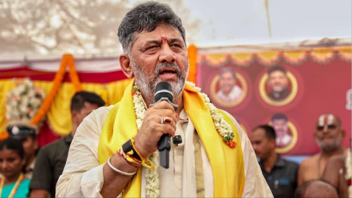 No Slogans, No Statements: Congress High Command’s Message To DK Shivakumar Amid Karnataka CM Buzz