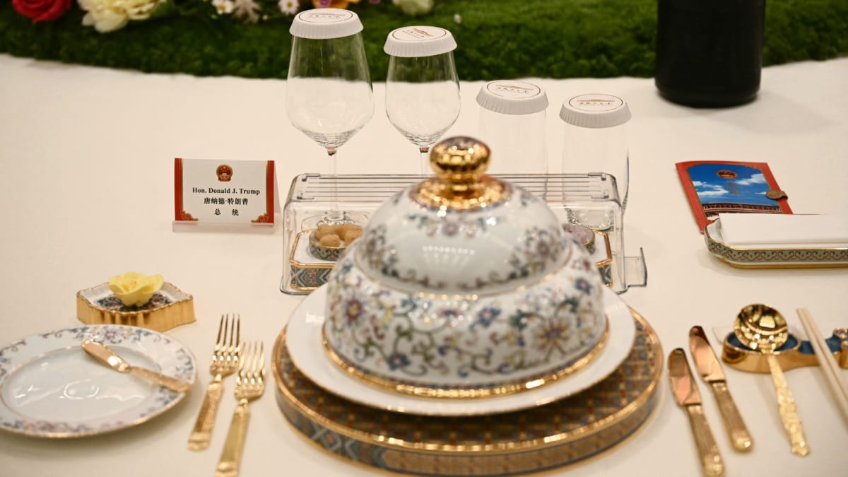 Roast Duck, Trumpet Pastry And More: What 'Picky Eater' Donald Trump Was Served At China Banquet