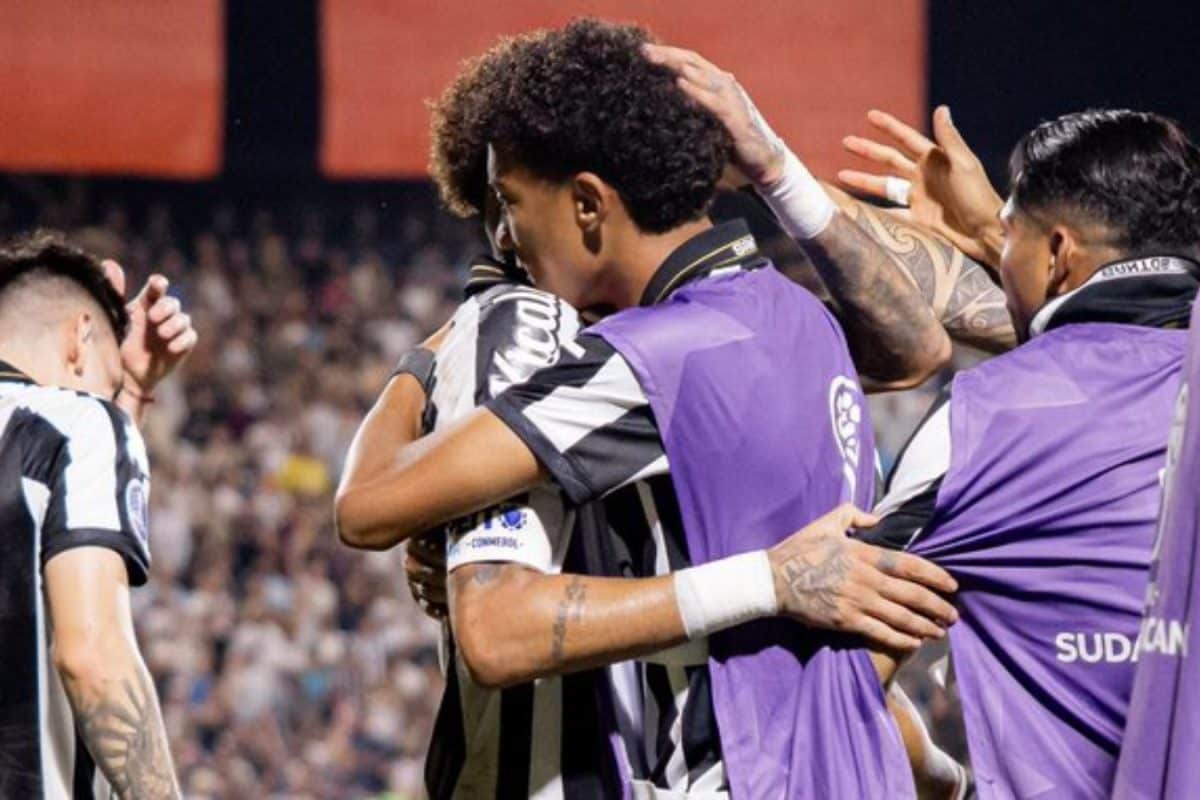 Neymar-Robinho Jr. Saga Ends: Santos Bury Hatchet After Training Bust-Up | WATCH